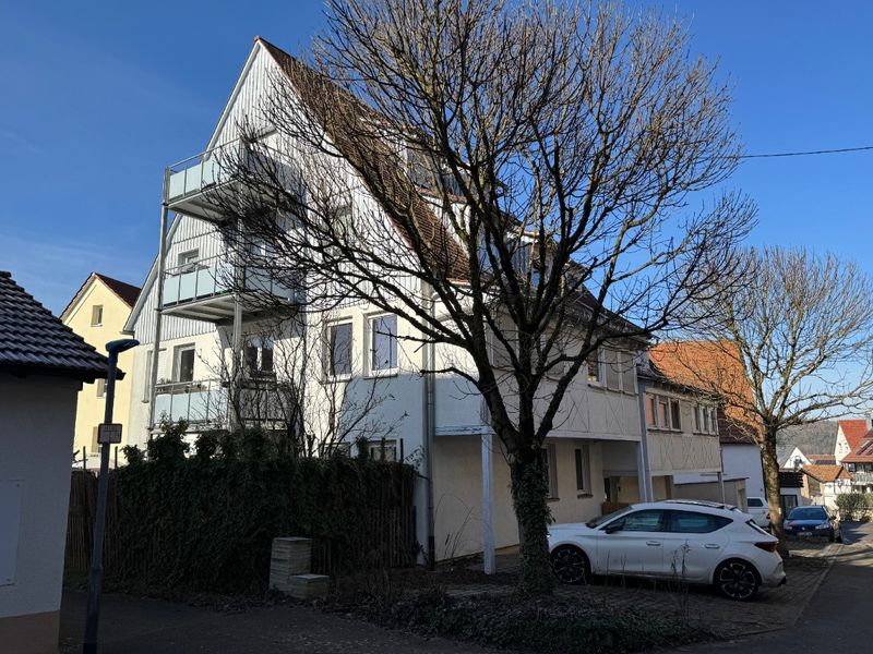 Schöne 3 Zimmer Wohnung in ruhiger & sonniger Lage von K`furt zu MIETEN